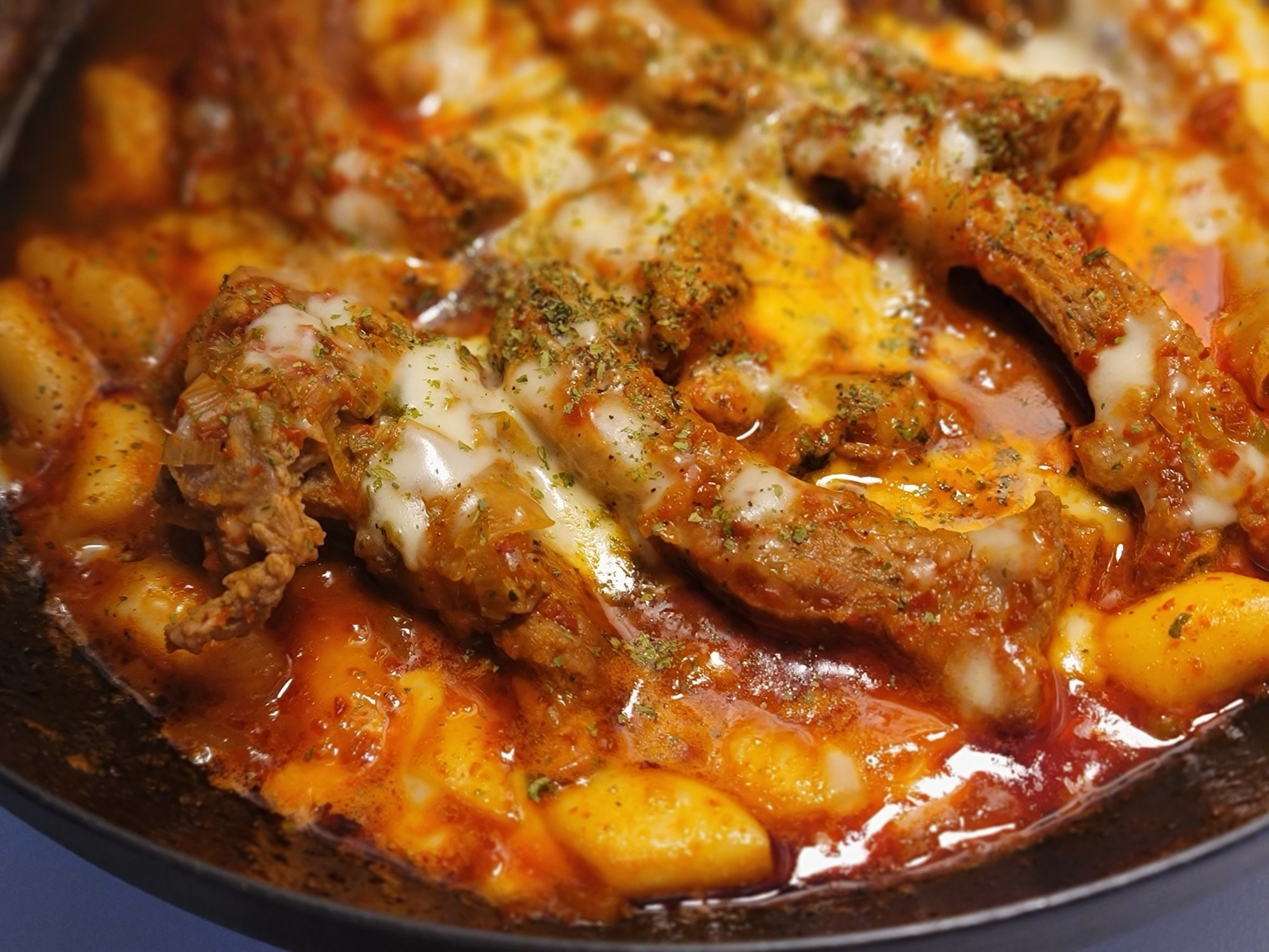 Spicy Cheese Back‑Rib Stew: “매콤한 치즈 등갈비찜”